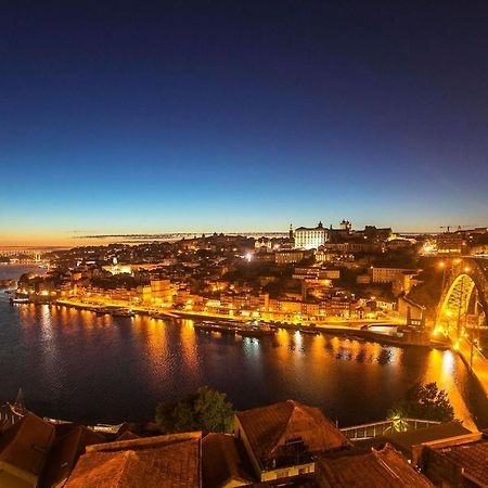Lovelystay - 2Br Flat With Ac In Duque De Loule Porto Exterior foto
